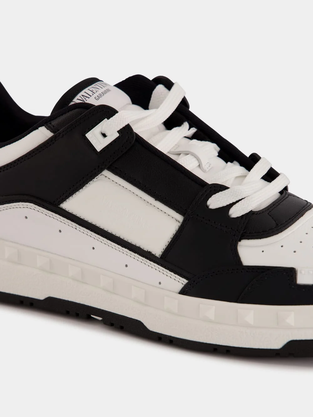 Freedots Low-Top Trainer in Calfskin - Image 7