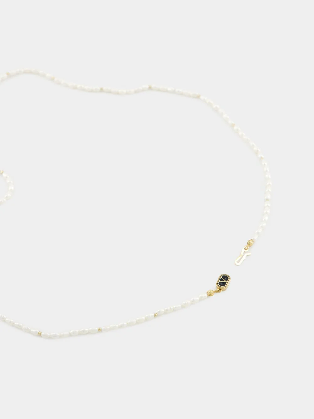 Ovalette Necklace in Metal Pearls and Enamel - Image 4