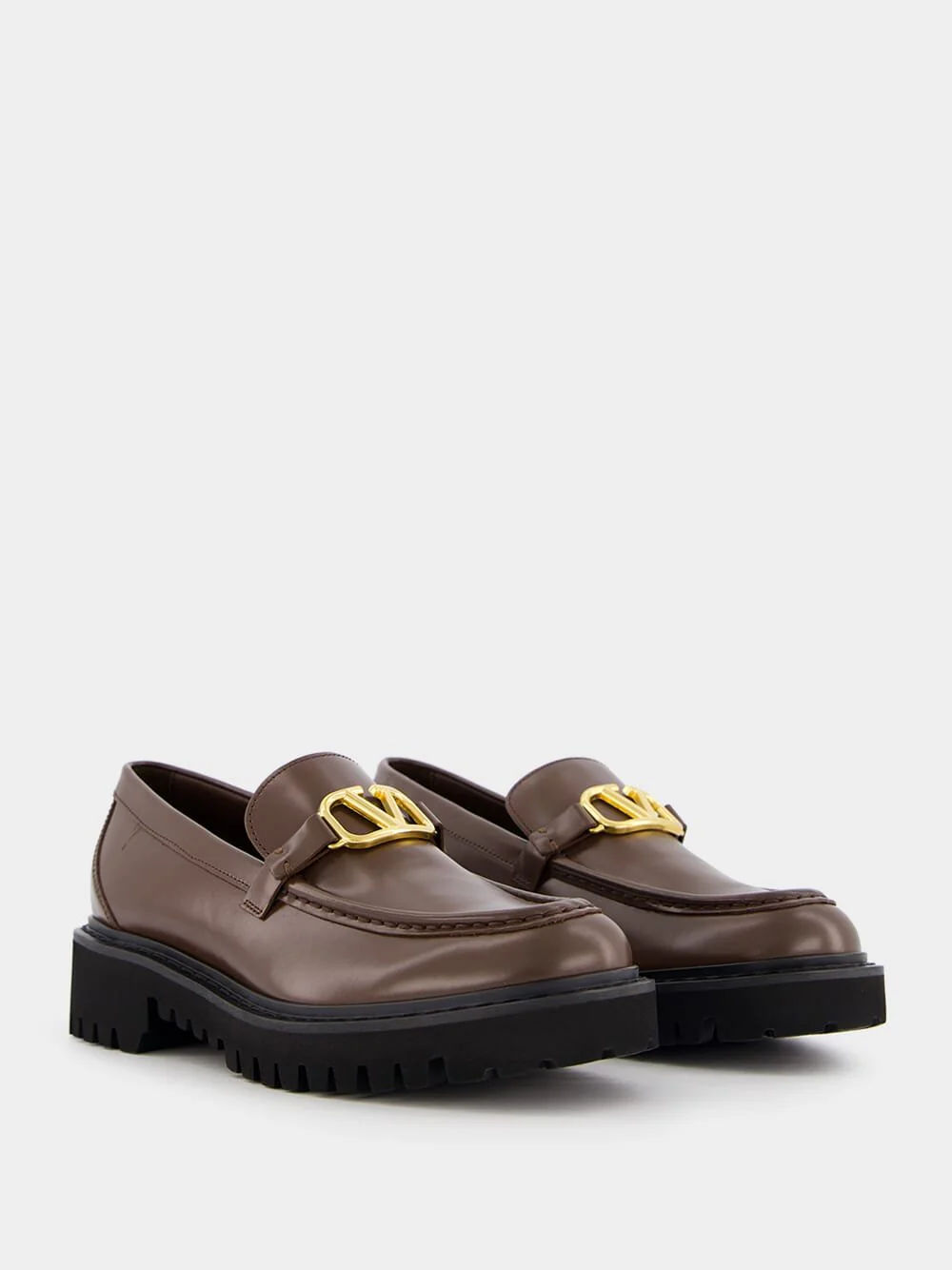 V Logo Signature Calfskin Leafers in Brown - Image 3