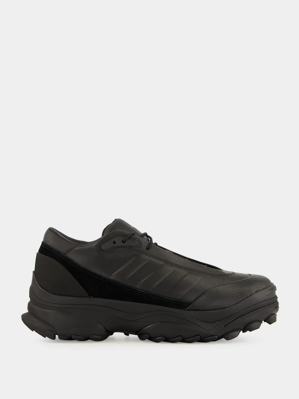 Black GSG9 Low-Top Sneakers