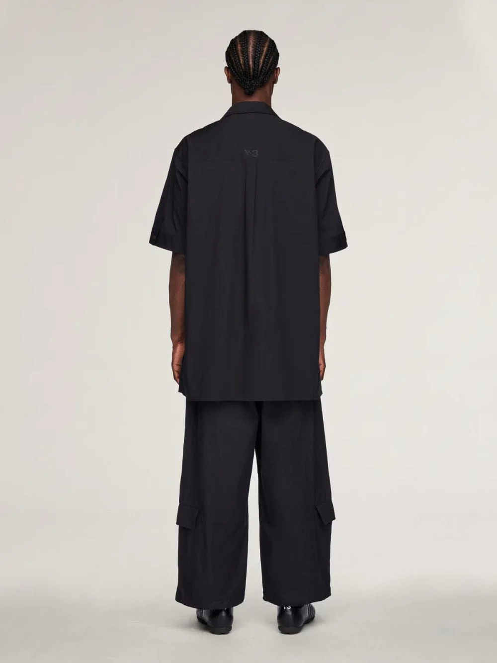 Black UT Short Sleeve Shirt - Image 3