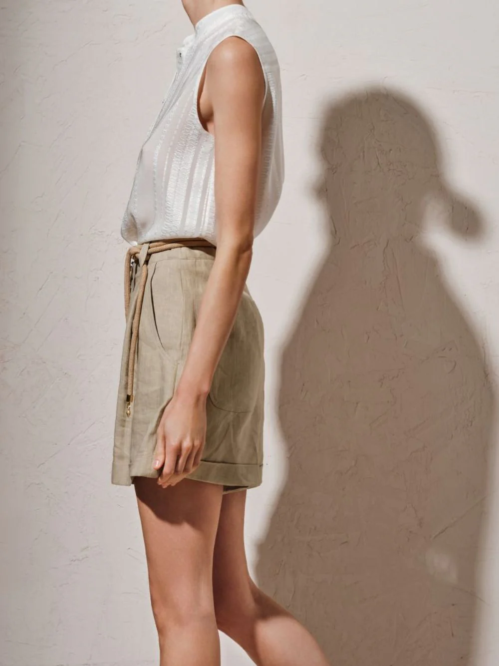 Hera Silk Sleeveless Top - Image 3